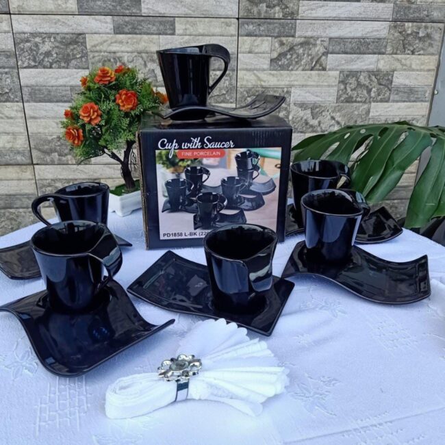 Black Cup saucer set